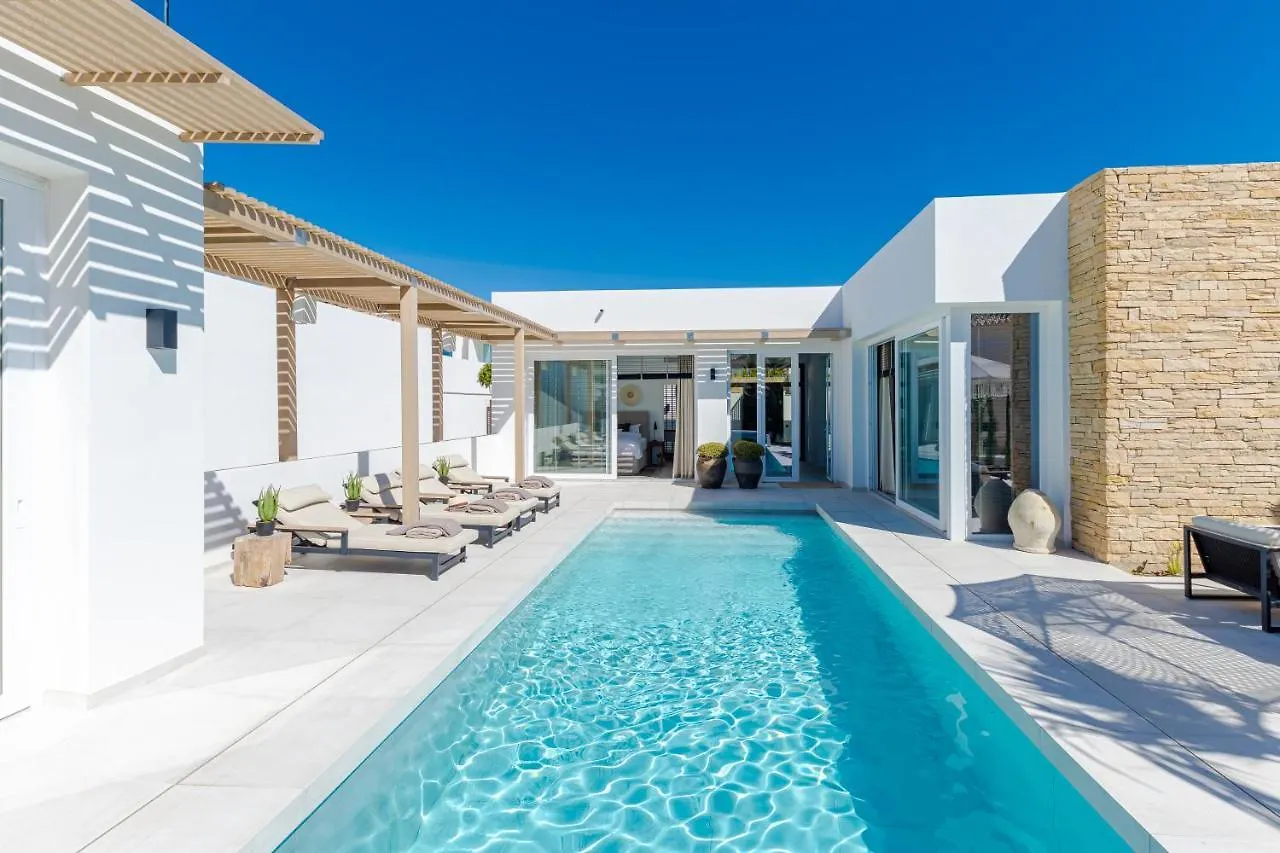 Unique & Luxurious Villa With Heated Pool, Gym & C Malaga