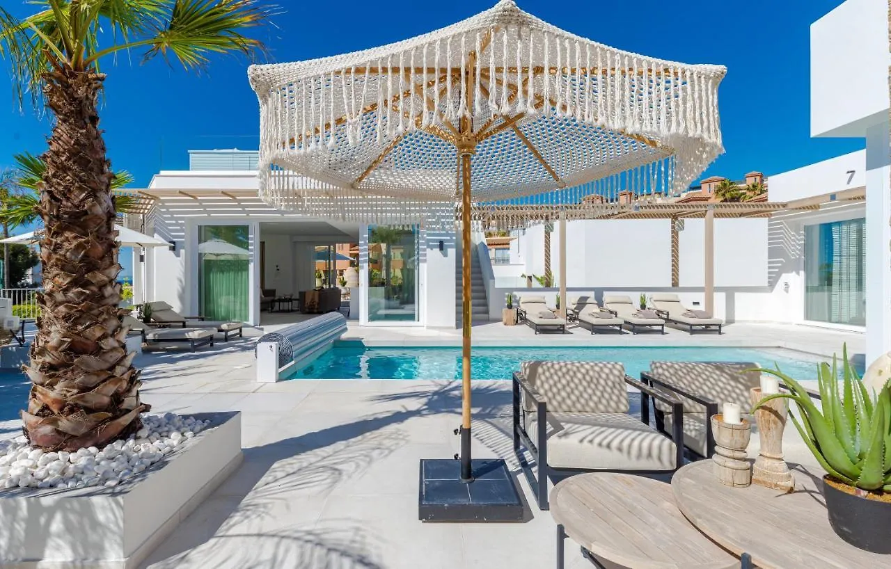 Unique & Luxurious Villa With Heated Pool, Gym & C Malaga
