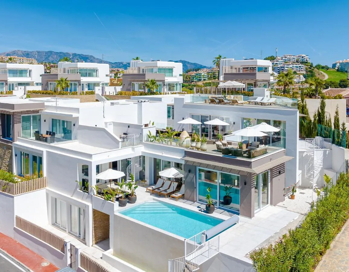 Unique & Luxurious Villa With Heated Pool, Gym & C Malaga