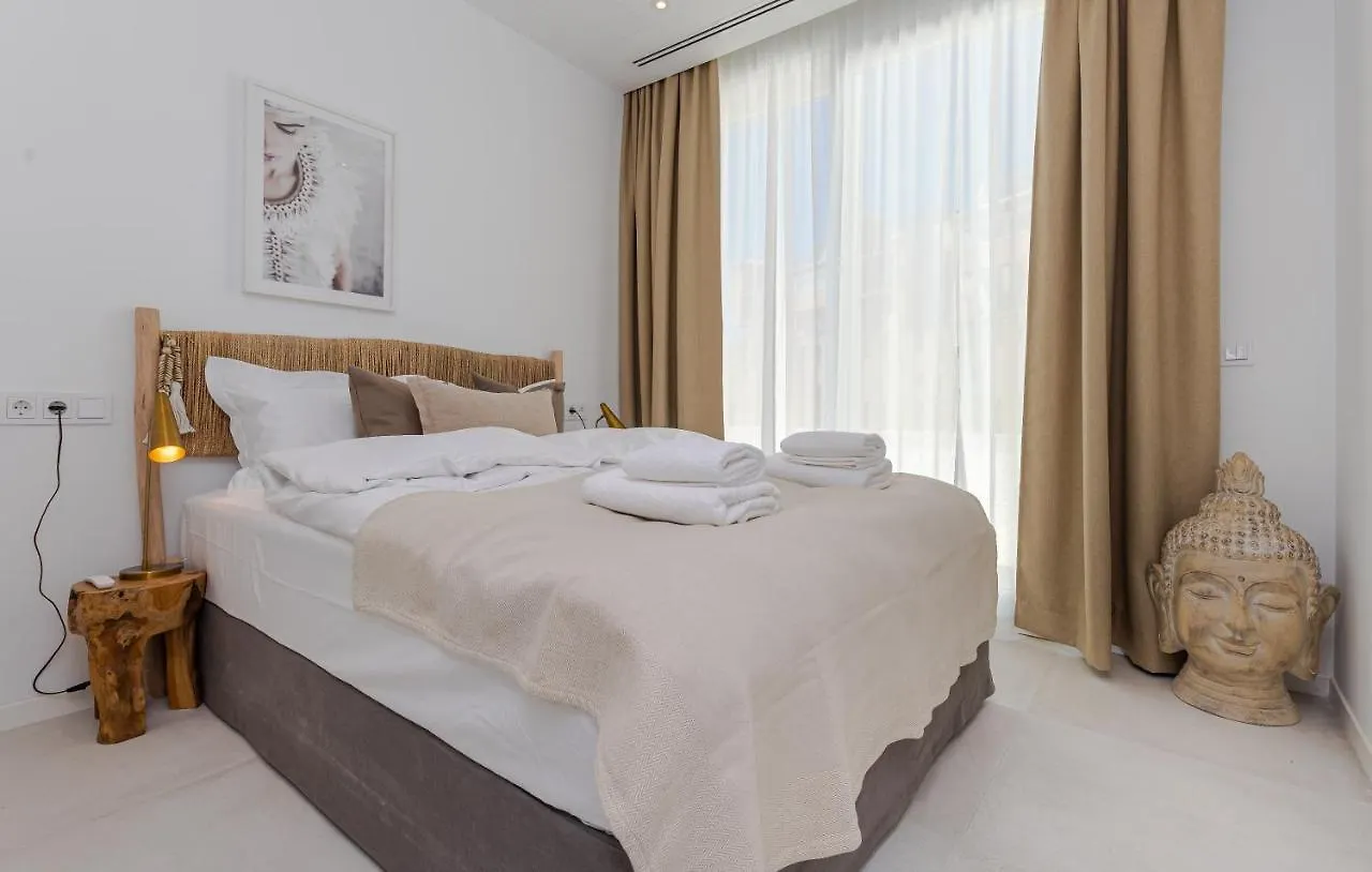 Holiday home Unique & Luxurious Villa With Heated Pool, Gym & C Malaga